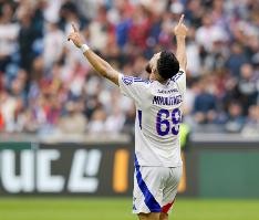 意媒：尤文有意法甲前锋卡利穆恩多和米卡乌塔泽，转会费2000万欧